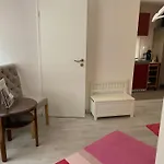 Clara * 阿恩施塔特