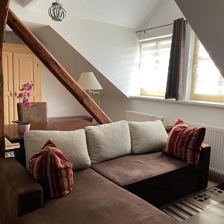 Clara Apartment *