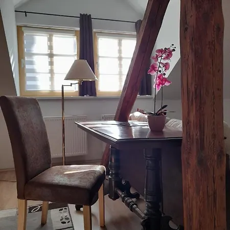 Clara Apartment *